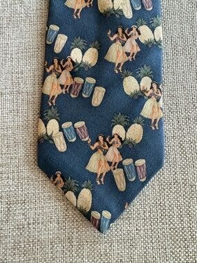 Tropicals by Tango Silk Tie Hula Dancer Pineapple Hawaiian Novelty Navy